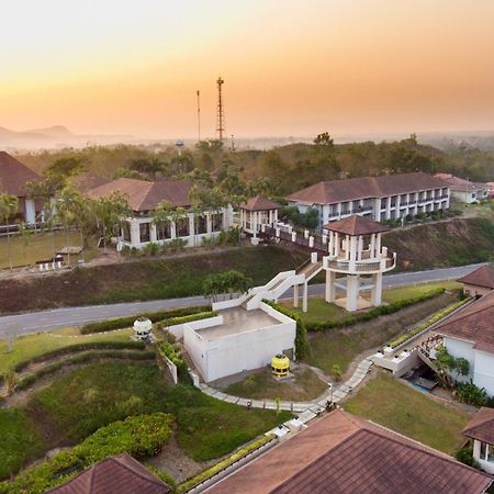 โรงแรม ลีฟวัลเล่ย์ รีสอร์ท หนองหญ้าปล้อง ภายนอก รูปภาพ